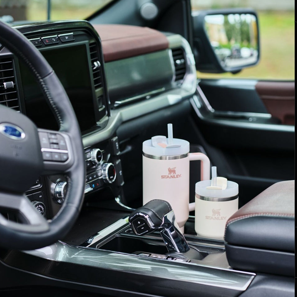 Customized Stanley Quencher H2.0 recycled stainless steel 40 oz insulated tumbler eco-friendly.